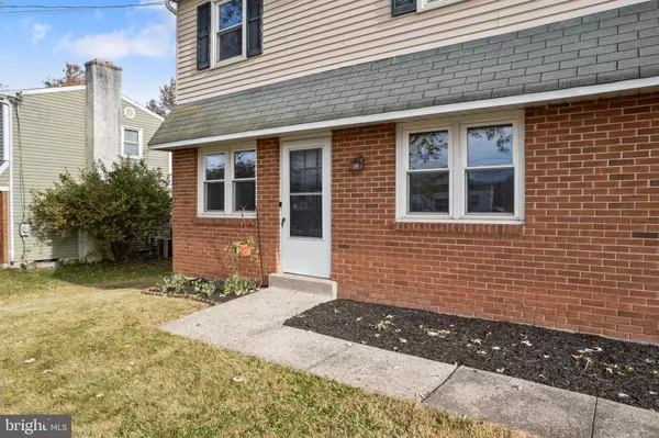 Pennsburg, PA 18073,906 MONTGOMERY AVE