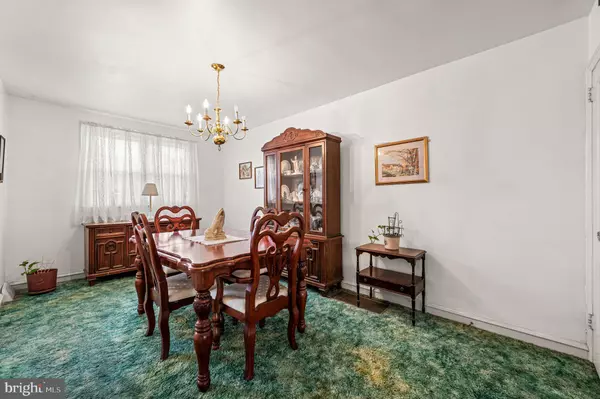 Philadelphia, PA 19111,1805 FAUNCE ST