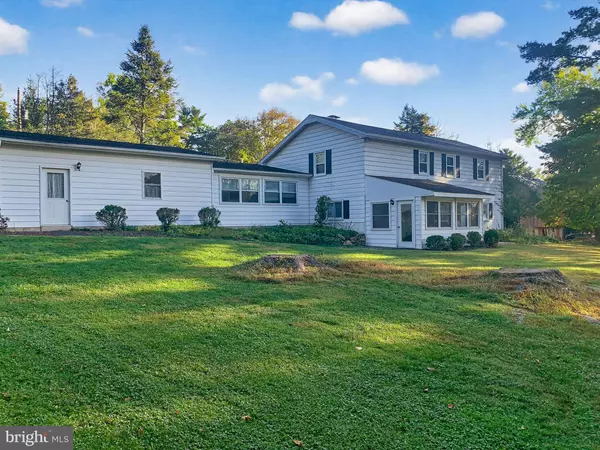 Bethlehem, PA 18015,2304 BLACK RIVER ROAD