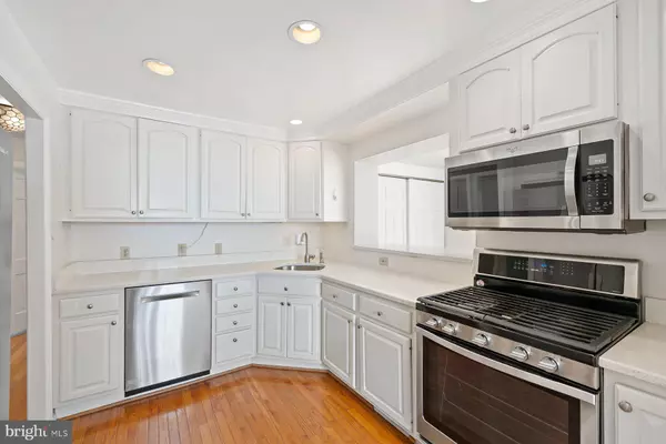 Bethesda, MD 20817,9407 WADSWORTH DR