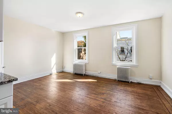 Philadelphia, PA 19147,522 S 5TH ST