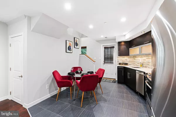 Philadelphia, PA 19123,444 POPLAR ST