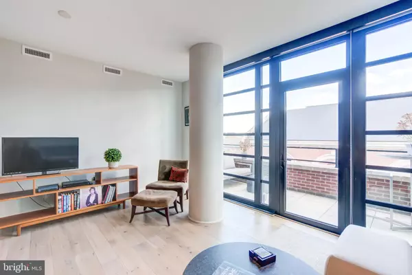 Washington, DC 20003,1300 4TH ST SE #414