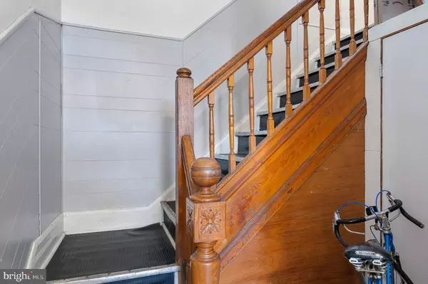 Baltimore, MD 21218,2405 MARYLAND AVE