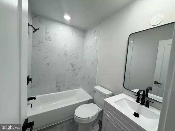 Herndon, VA 20170,2218 JENSEN PL