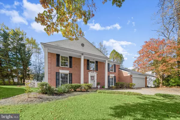 Potomac, MD 20854,10712 GAINSBOROUGH RD