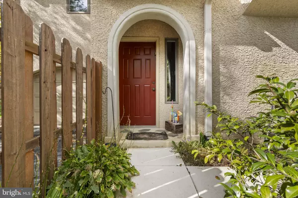 Wayne, PA 19087,5 GREYTHORNE WOODS CIR