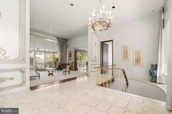 Chevy Chase, MD 20815,3201 PAULINE DR