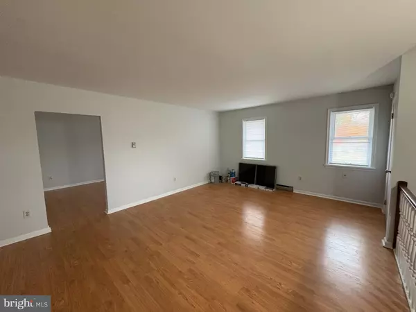 Bordentown, NJ 08620,50 ROUTE 130