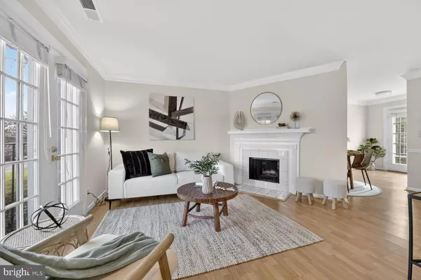 Arlington, VA 22206,4617 28TH RD S #B