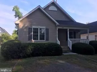 Colonial Beach, VA 22443,308 4TH ST