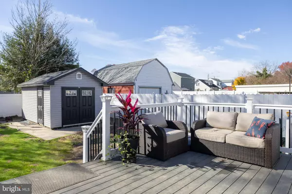 Westville, NJ 08093,132 OAK AVE