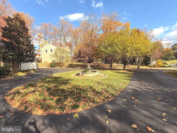 Potomac, MD 20854,11512 LE HAVRE DR