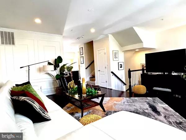 White Plains, MD 20695,11397 SANDHURST PL