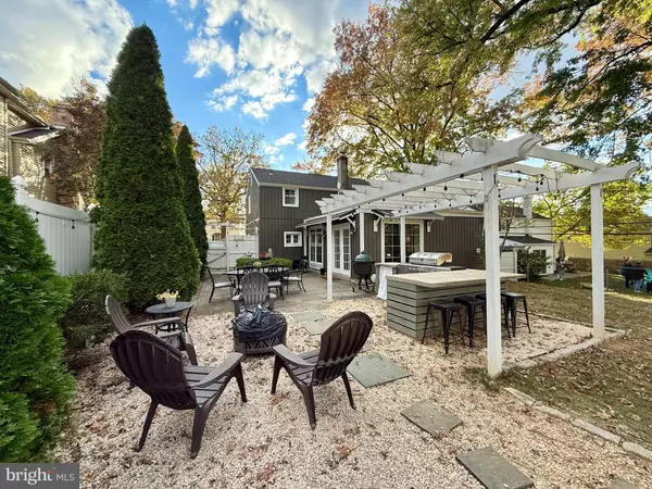 Oreland, PA 19075,1303 BRUCE RD