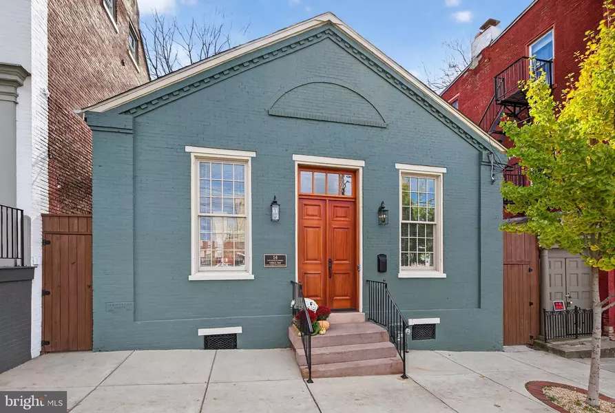 14 E FARNUM ST, Lancaster, PA 17602