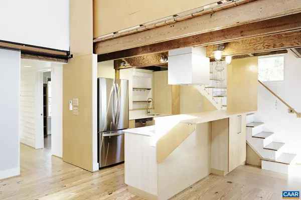 Charlottesville, VA 22903,223 SW 4TH ST