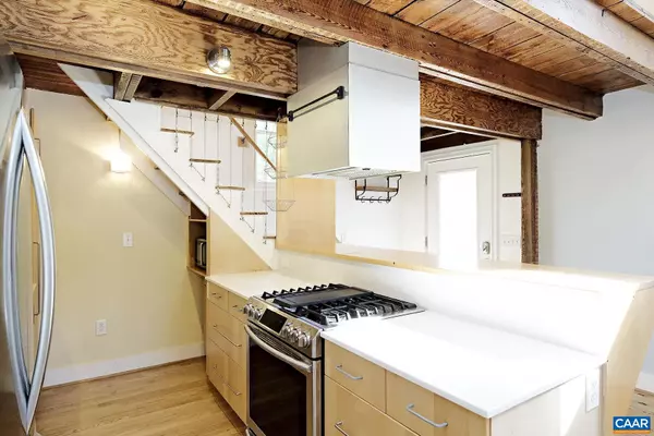 Charlottesville, VA 22903,223 SW 4TH ST