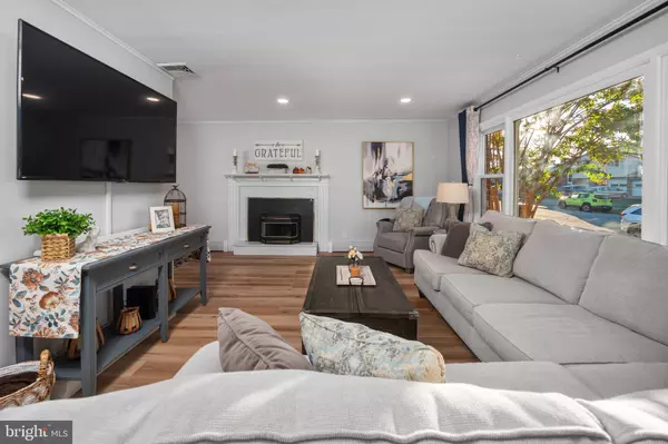 Bethlehem, PA 18018,1428 SHELBOURNE DR