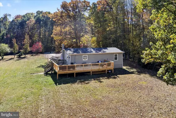 Palmyra, VA 22963,565 VENABLE RD