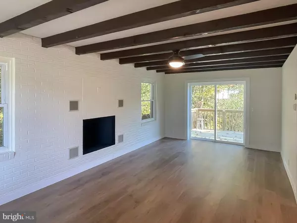 Lancaster, PA 17602,8 MEADOWVIEW AVE