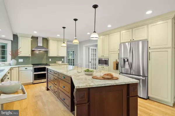 Reston, VA 20194,11603 AUBURN GROVE CT