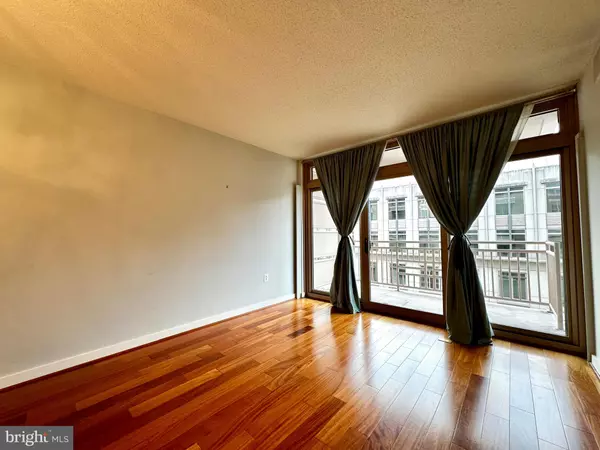 Arlington, VA 22203,888 N QUINCY ST #1505