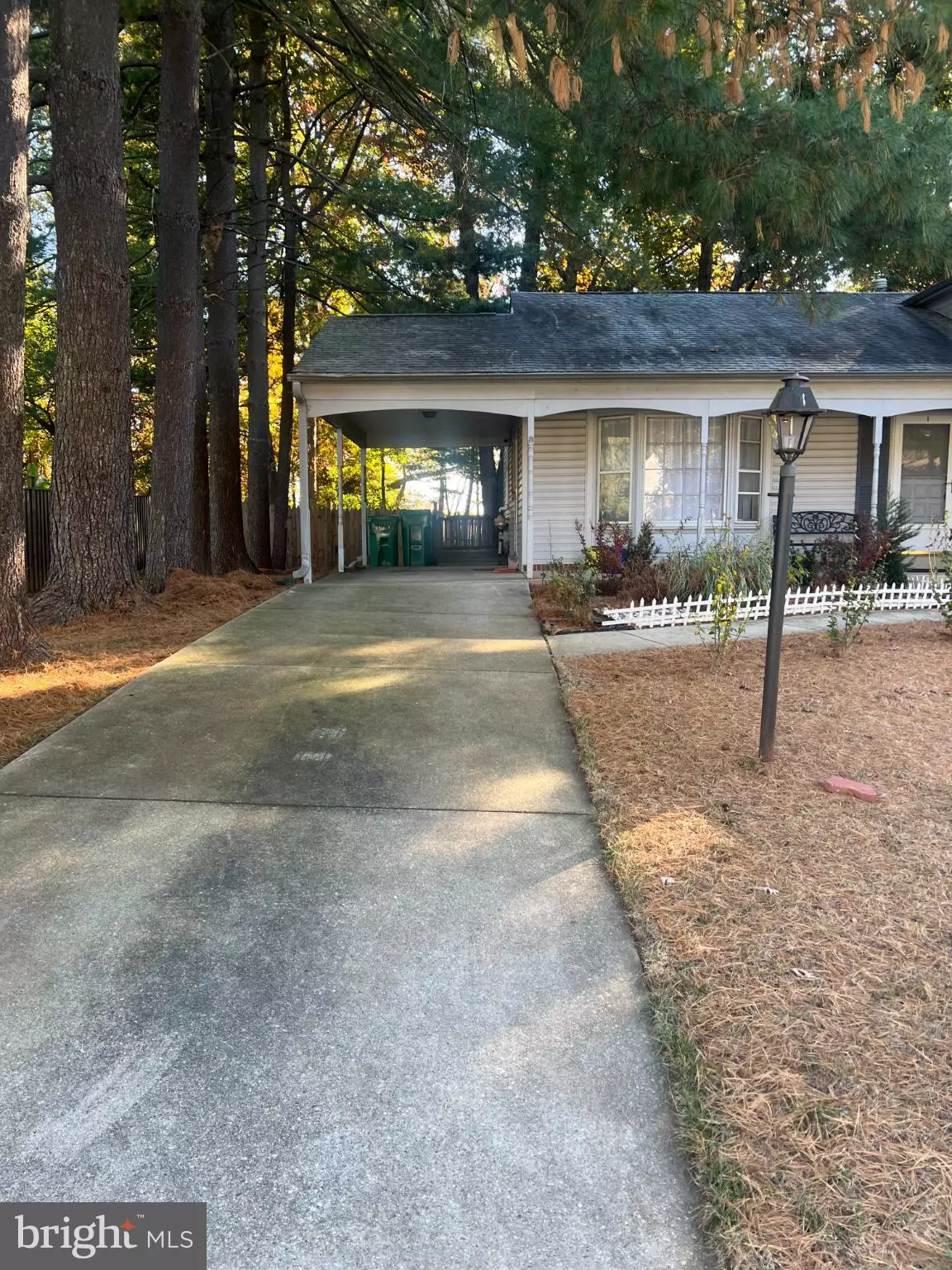 Gaithersburg, MD 20877,215 SUMMIT HALL RD