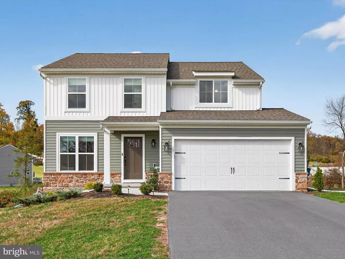 Reading, PA 19606,29 LADDERBACK LN