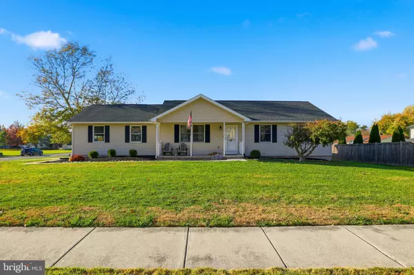 2611 ROCK CREEK DR, Dover, PA 17315