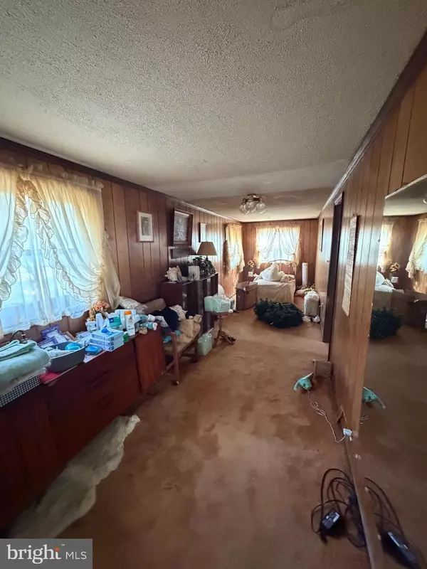 Millville, NJ 08332,537 DANDELION RD