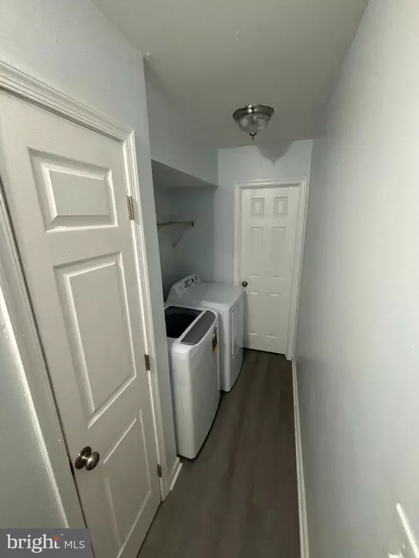 Fredericksburg, VA 22405,926 ANVIL RD