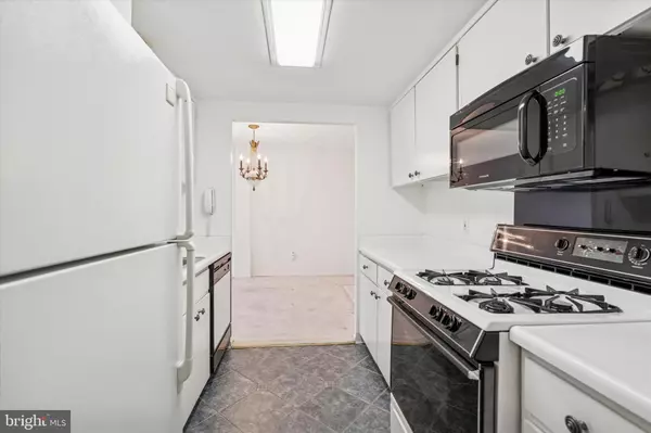 Jenkintown, PA 19046,100 WEST AVE #329-S