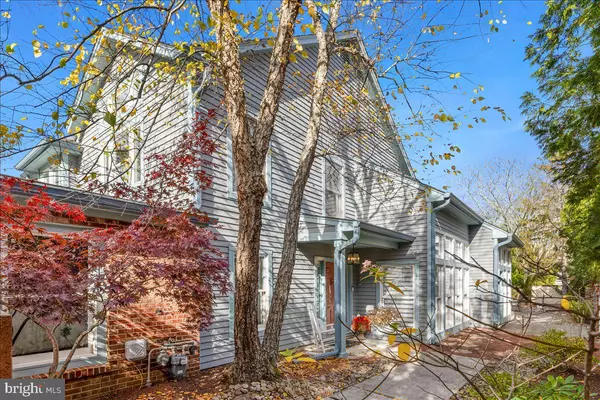 Princeton, NJ 08540,1 FIELDWOOD CT