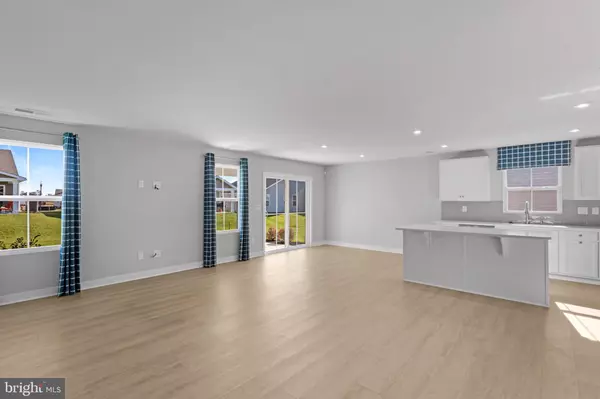 Bridgeville, DE 19933,338 HERITAGE SHORES CIR