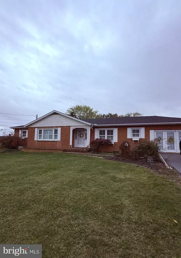 Inwood, WV 25428,5694 TABLER STATION RD