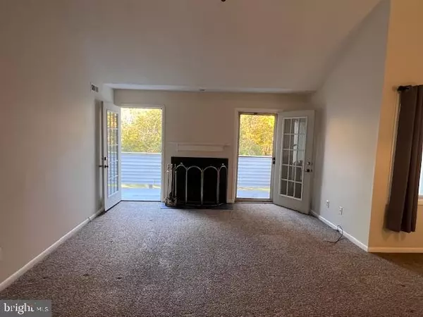 Newark, DE 19711,2307 CREEKSIDE DR #47