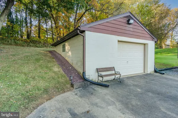 Willow Street, PA 17584,212 ERB AVE