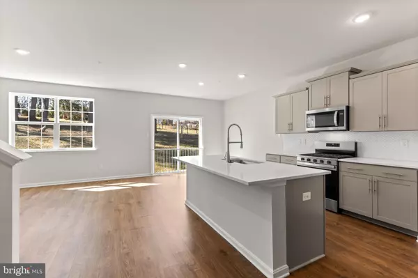 La Plata, MD 20646,660 HOOT OWL LN