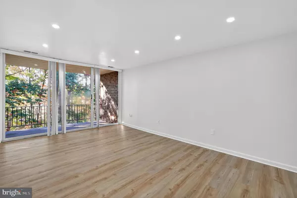 Greenbelt, MD 20770,8481 GREENBELT RD #201