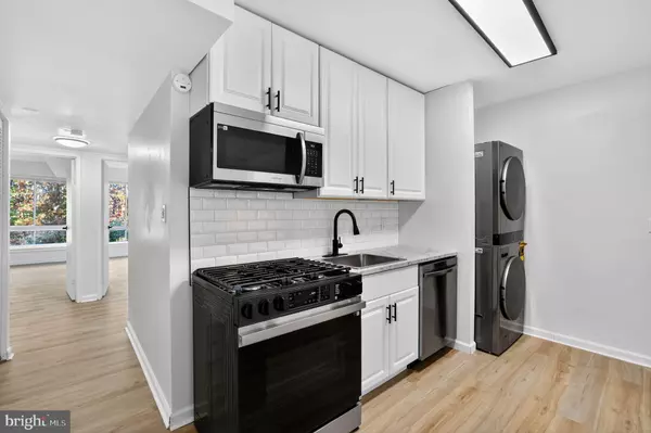 Greenbelt, MD 20770,8481 GREENBELT RD #201