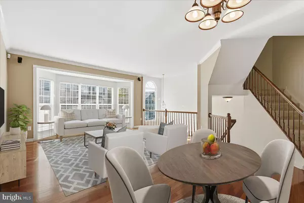 Alexandria, VA 22315,6636 HUNTER CREEK LN