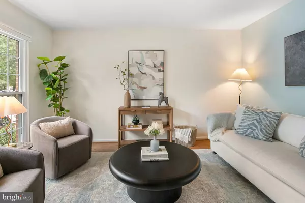 Alexandria, VA 22312,6542 CYPRESS POINT RD #84