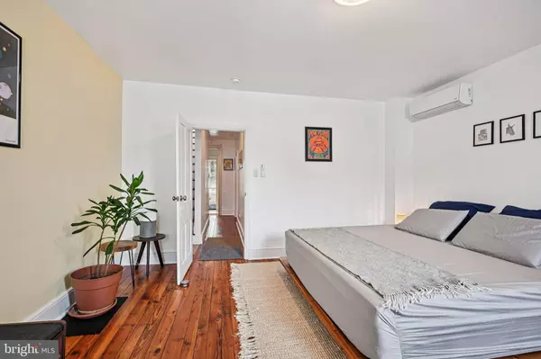 Philadelphia, PA 19127,223 DUPONT ST