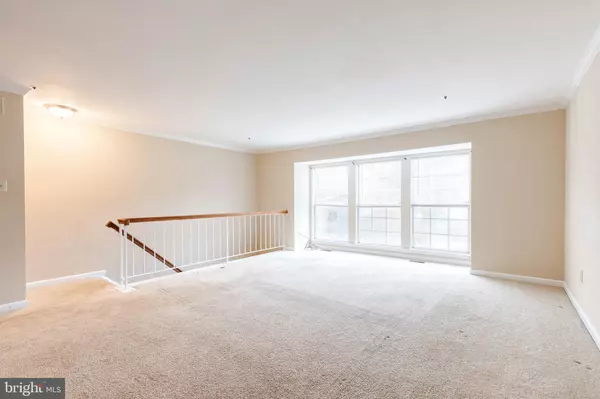 Crofton, MD 21114,2548 AMBLING CIR