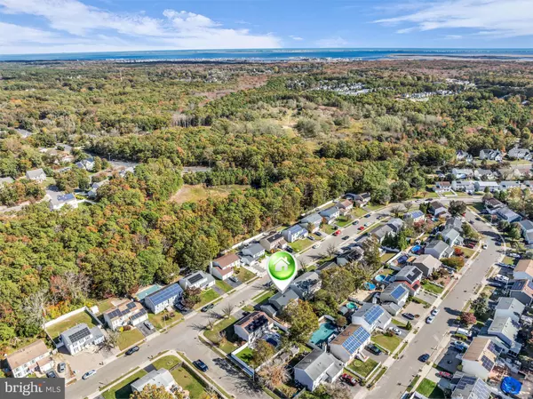 Barnegat, NJ 08005,35 BAYSIDE AVE