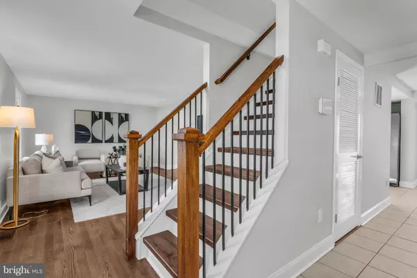 Barnegat, NJ 08005,35 BAYSIDE AVE