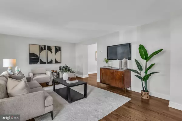 Barnegat, NJ 08005,35 BAYSIDE AVE