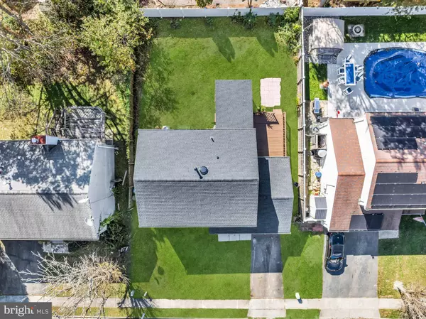 Barnegat, NJ 08005,35 BAYSIDE AVE