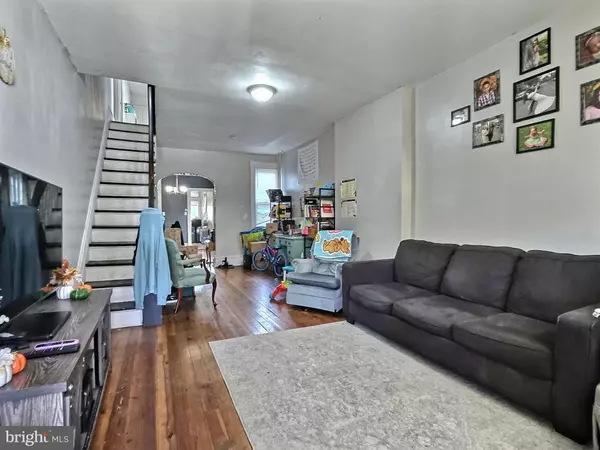 Reading, PA 19604,818 N 12TH ST